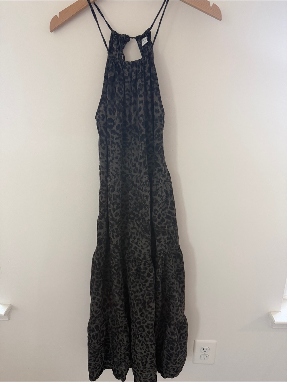 Old Navy Black and Gray Leopard-Print Halter Maxi Dress Size XS